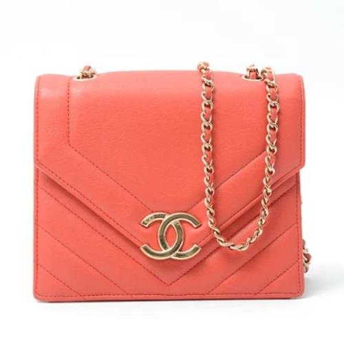 Pre-owned Leather crossbody-bags Chanel Vintage , Red , Dames