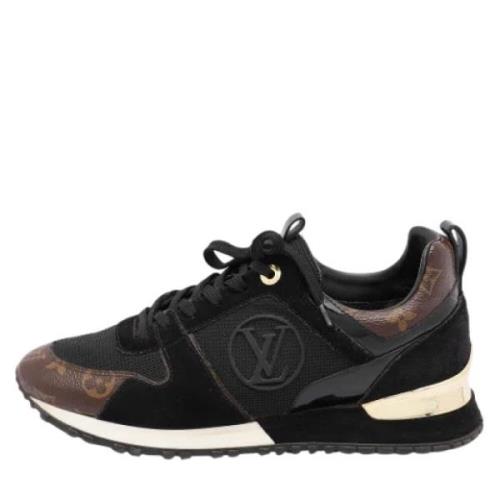 Pre-owned Coated canvas sneakers Louis Vuitton Vintage , Black , Dames