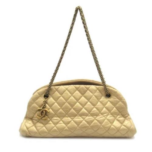 Pre-owned Leather chanel-bags Chanel Vintage , Yellow , Dames