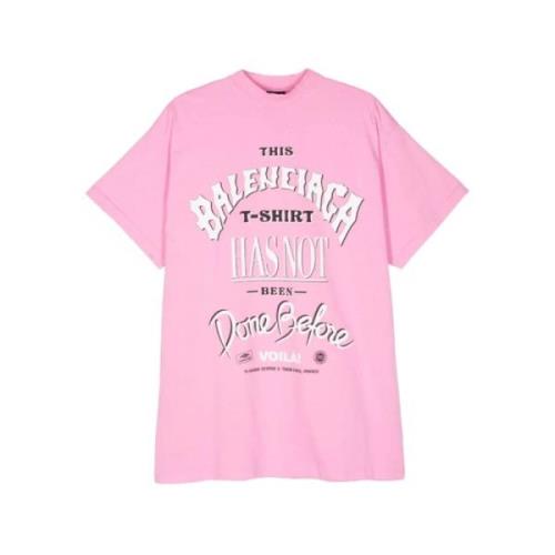 Flamingo Pink Tekst Print T-shirt Balenciaga , Pink , Dames