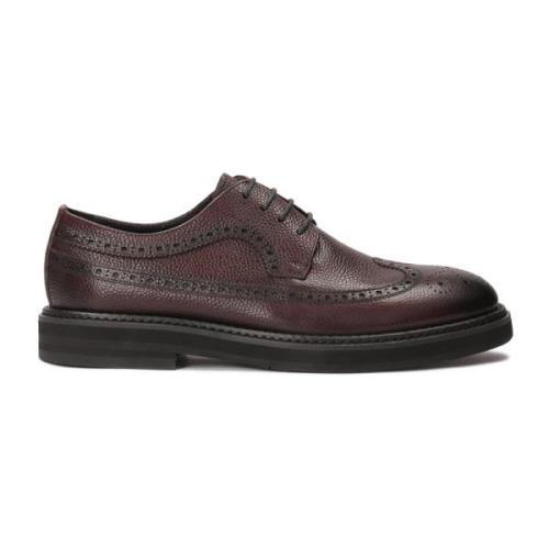 Maroon brogue halfschoenen gemaakt van natuurlijk leer Kazar , Brown ,...