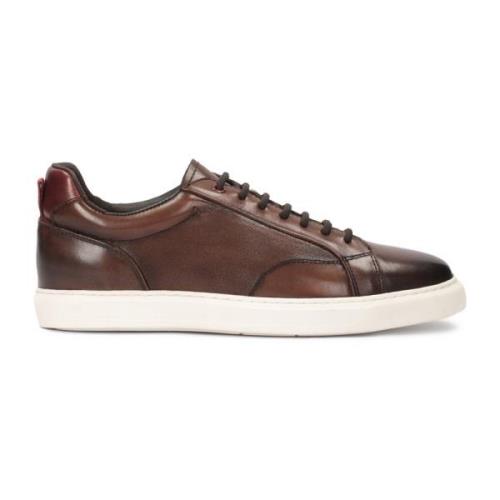 Bruine leren sneakers op een witte zool Kazar , Brown , Heren