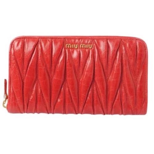 Pre-owned Leather wallets Miu Miu Pre-owned , Red , Dames