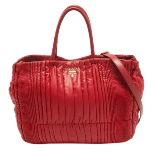 Pre-owned Leather totes Prada Vintage , Red , Dames