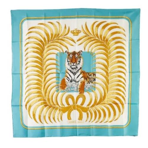 Pre-owned Canvas scarves Hermès Vintage , Blue , Dames