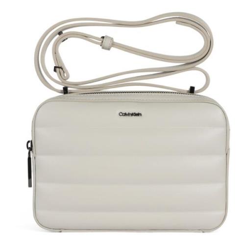 Gewatteerde Eco-Leren Schoudertas Calvin Klein , Beige , Dames