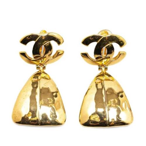 Pre-owned Metal earrings Chanel Vintage , Yellow , Dames