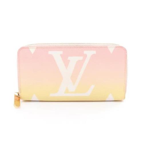 Pre-owned Leather wallets Louis Vuitton Vintage , Pink , Dames