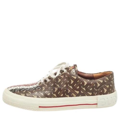 Pre-owned Canvas sneakers Burberry Vintage , Brown , Dames