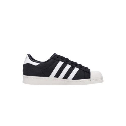 Core Black Lage Sneaker met Leren Bovenwerk Adidas , Black , Heren