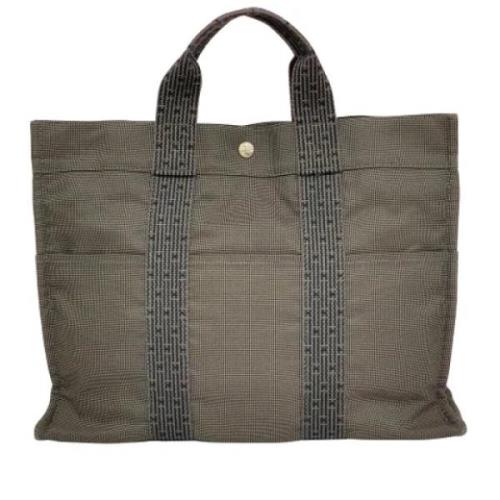 Pre-owned Canvas totes Hermès Vintage , Gray , Dames