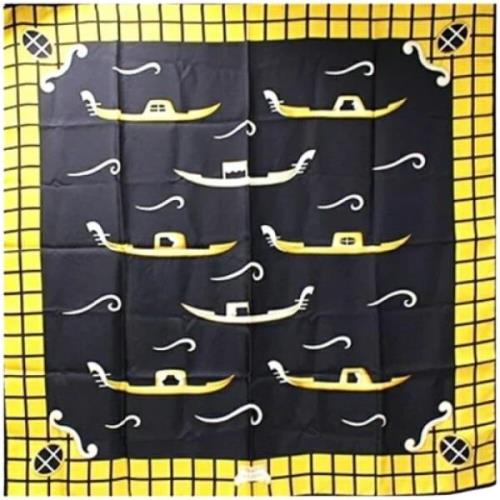 Pre-owned Silk scarves Bvlgari Vintage , Black , Unisex