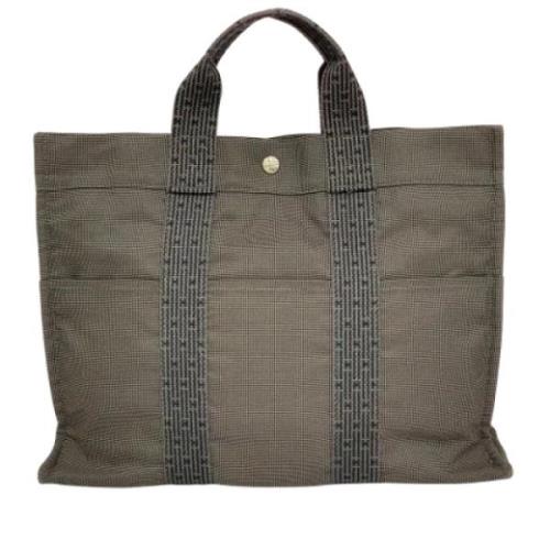 Pre-owned Canvas shoulder-bags Hermès Vintage , Gray , Dames