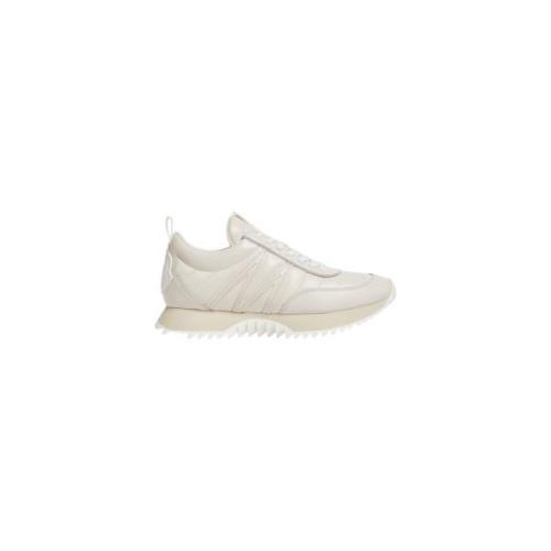 Witte City Trainer met M-vormige Accent Moncler , Beige , Dames