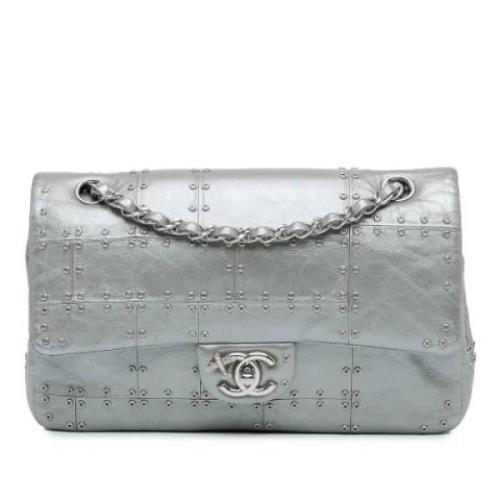 Pre-owned Leather shoulder-bags Chanel Vintage , Gray , Dames