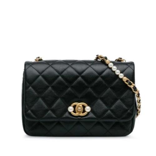 Pre-owned Leather crossbody-bags Chanel Vintage , Black , Dames