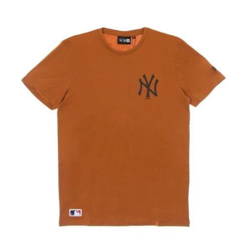 NY Yankees Logo Tee Toffee/Black New Era , Brown , Heren