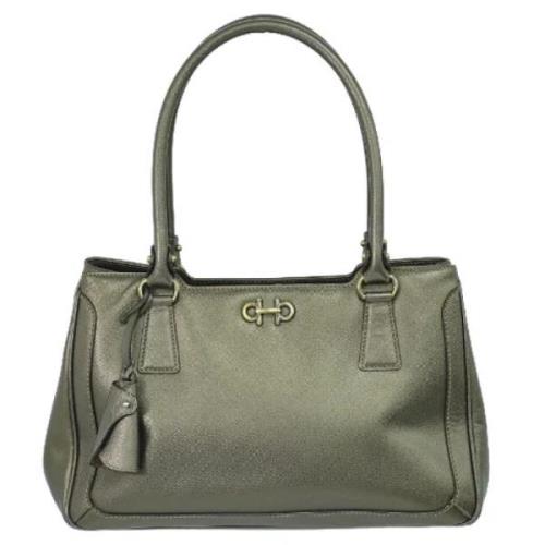 Pre-owned Leather shoulder-bags Salvatore Ferragamo Pre-owned , Gray ,...