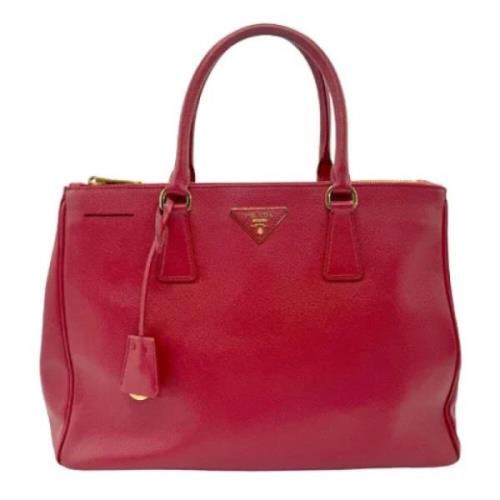 Pre-owned Leather prada-bags Prada Vintage , Red , Dames