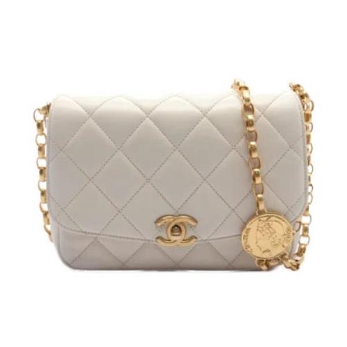 Pre-owned Leather shoulder-bags Chanel Vintage , White , Dames