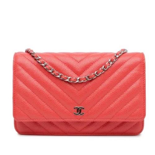 Pre-owned Leather crossbody-bags Chanel Vintage , Red , Dames