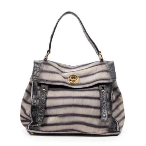 Pre-owned Leather shoulder-bags Yves Saint Laurent Vintage , Gray , Da...