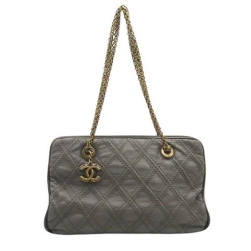 Pre-owned Leather chanel-bags Chanel Vintage , Gray , Dames