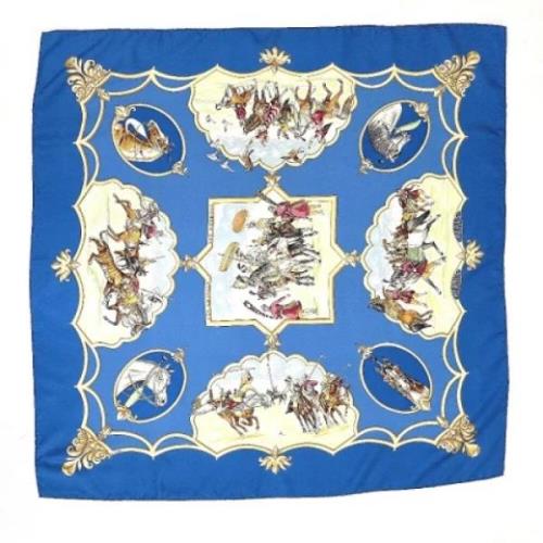 Pre-owned Silk scarves Hermès Vintage , Blue , Dames