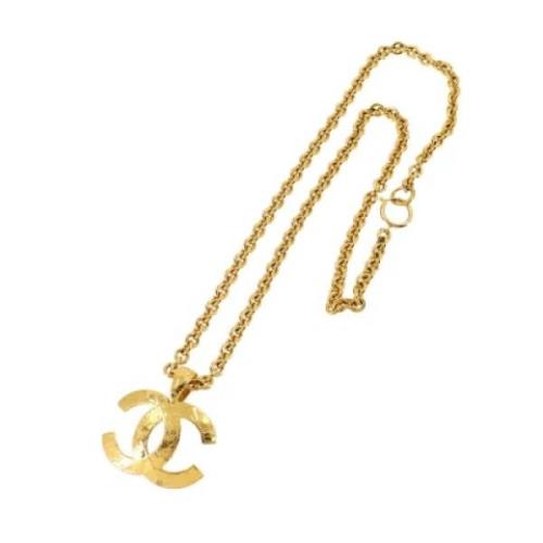 Pre-owned Metal chanel-jewelry Chanel Vintage , Yellow , Dames