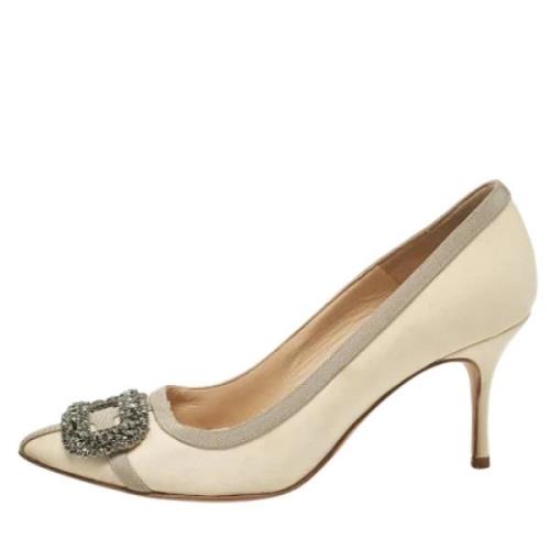 Pre-owned Canvas heels Manolo Blahnik Pre-owned , Beige , Dames