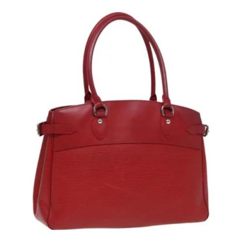 Pre-owned Leather handbags Louis Vuitton Vintage , Red , Dames