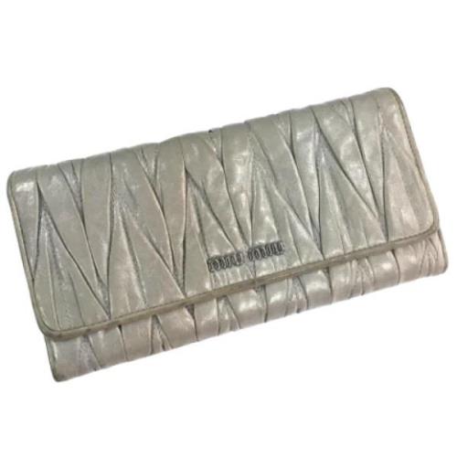 Pre-owned Leather wallets Miu Miu Pre-owned , Gray , Dames