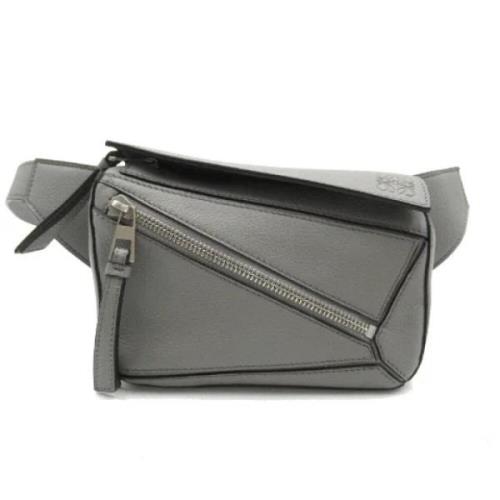 Pre-owned Leather crossbody-bags Loewe Pre-owned , Gray , Dames