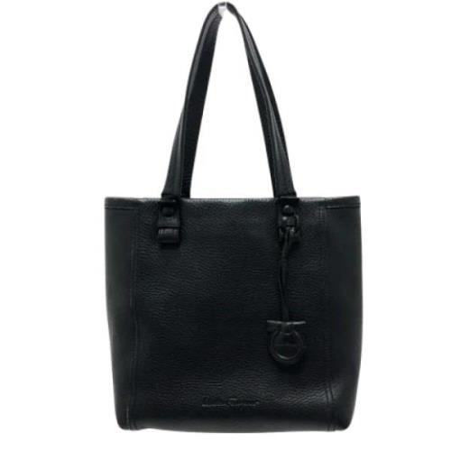 Pre-owned Leather shoulder-bags Salvatore Ferragamo Pre-owned , Black ...