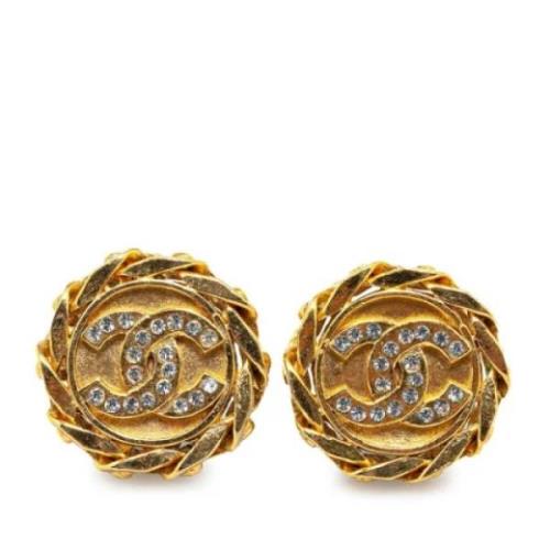 Pre-owned Metal earrings Chanel Vintage , Yellow , Dames