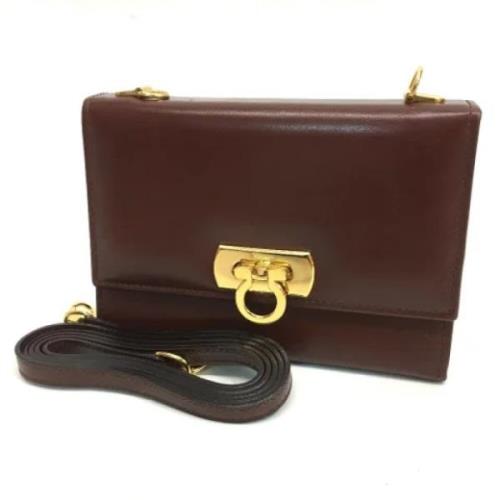 Pre-owned Leather shoulder-bags Salvatore Ferragamo Pre-owned , Brown ...