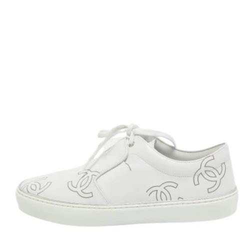 Pre-owned Leather sneakers Chanel Vintage , White , Dames