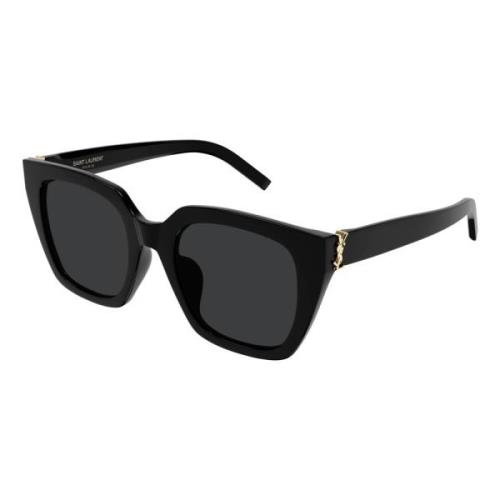 Gedurfde Cat-Eye Zonnebril in Zwart Saint Laurent , Black , Dames