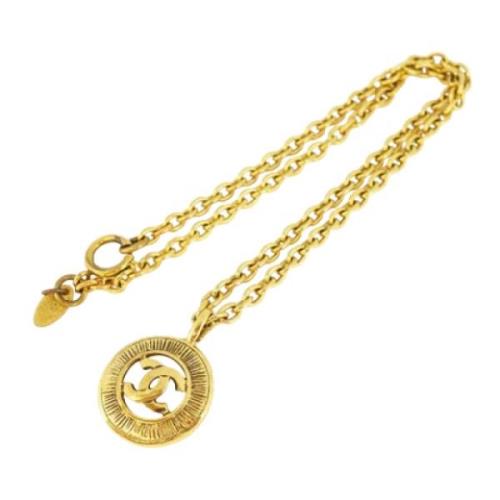 Pre-owned Metal chanel-jewelry Chanel Vintage , Yellow , Dames