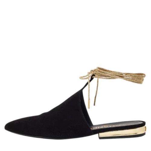 Pre-owned Suede flats Chanel Vintage , Black , Dames