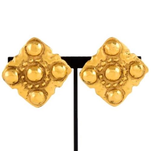 Pre-owned Metal earrings Chanel Vintage , Yellow , Dames