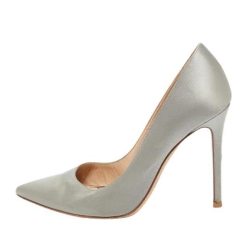 Pre-owned Satin heels Gianvito Rossi Pre-owned , Gray , Dames