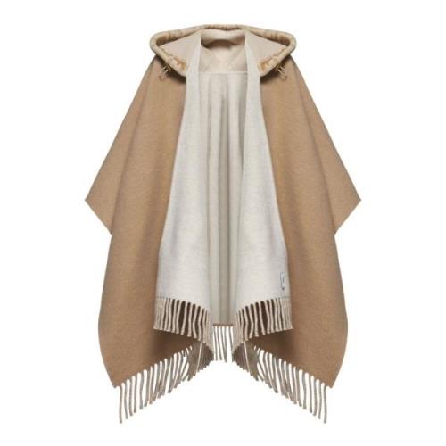 Beige Jassen voor Stijlvolle Outfits Fendi , Beige , Dames