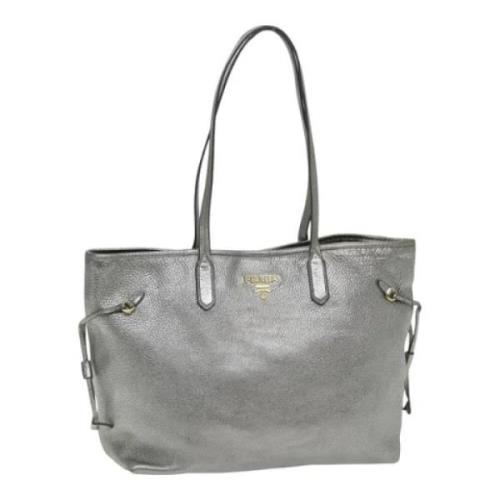 Pre-owned Leather prada-bags Prada Vintage , Gray , Dames