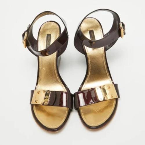 Pre-owned Leather sandals Louis Vuitton Vintage , Red , Dames