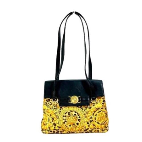 Pre-owned Fabric shoulder-bags Versace Pre-owned , Yellow , Dames