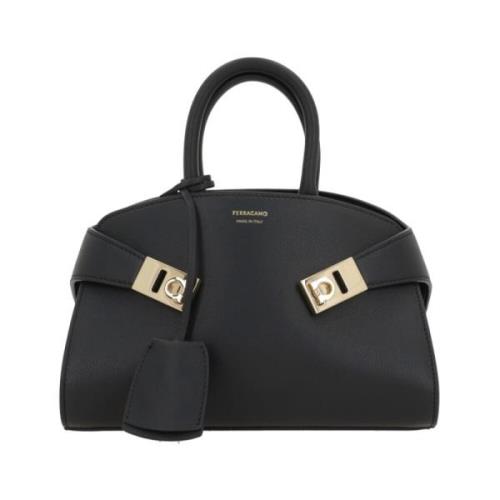 Zwarte leren handtas met gouden hardware Salvatore Ferragamo , Black ,...