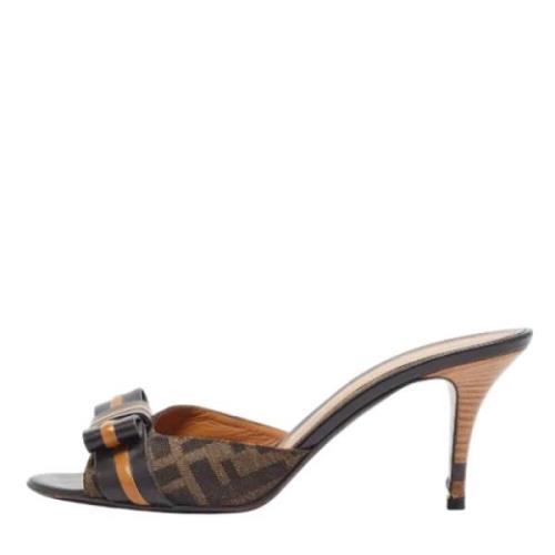 Pre-owned Canvas sandals Fendi Vintage , Brown , Dames