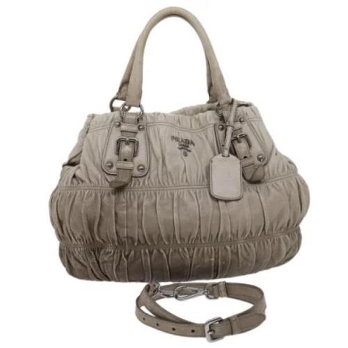 Pre-owned Leather prada-bags Prada Vintage , Gray , Dames