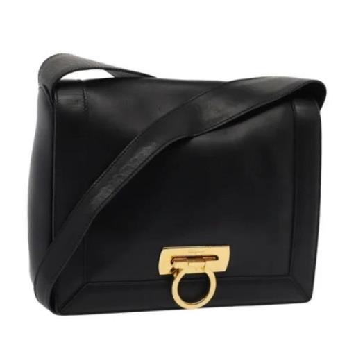 Pre-owned Leather shoulder-bags Salvatore Ferragamo Pre-owned , Black ...